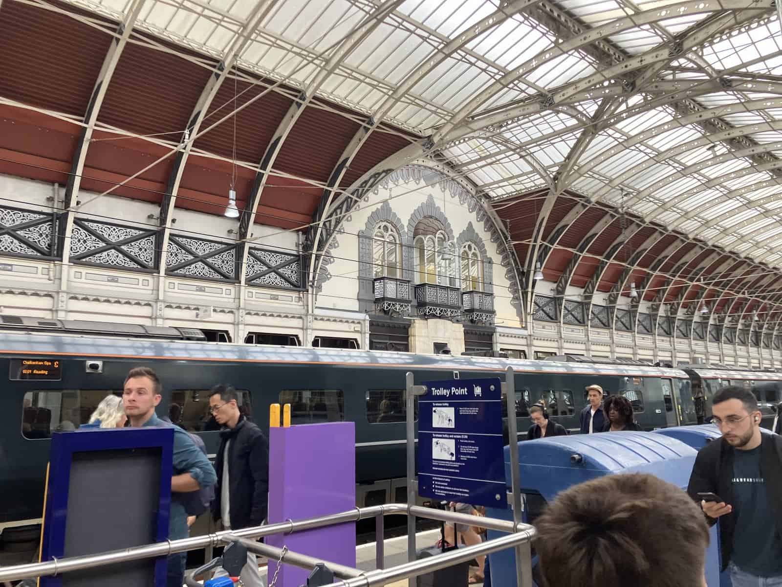 paddington train station in london england